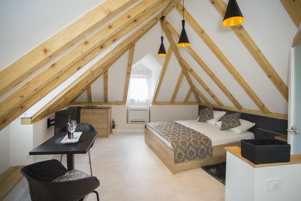 Situs Residence สปลิท ภายนอก รูปภาพ