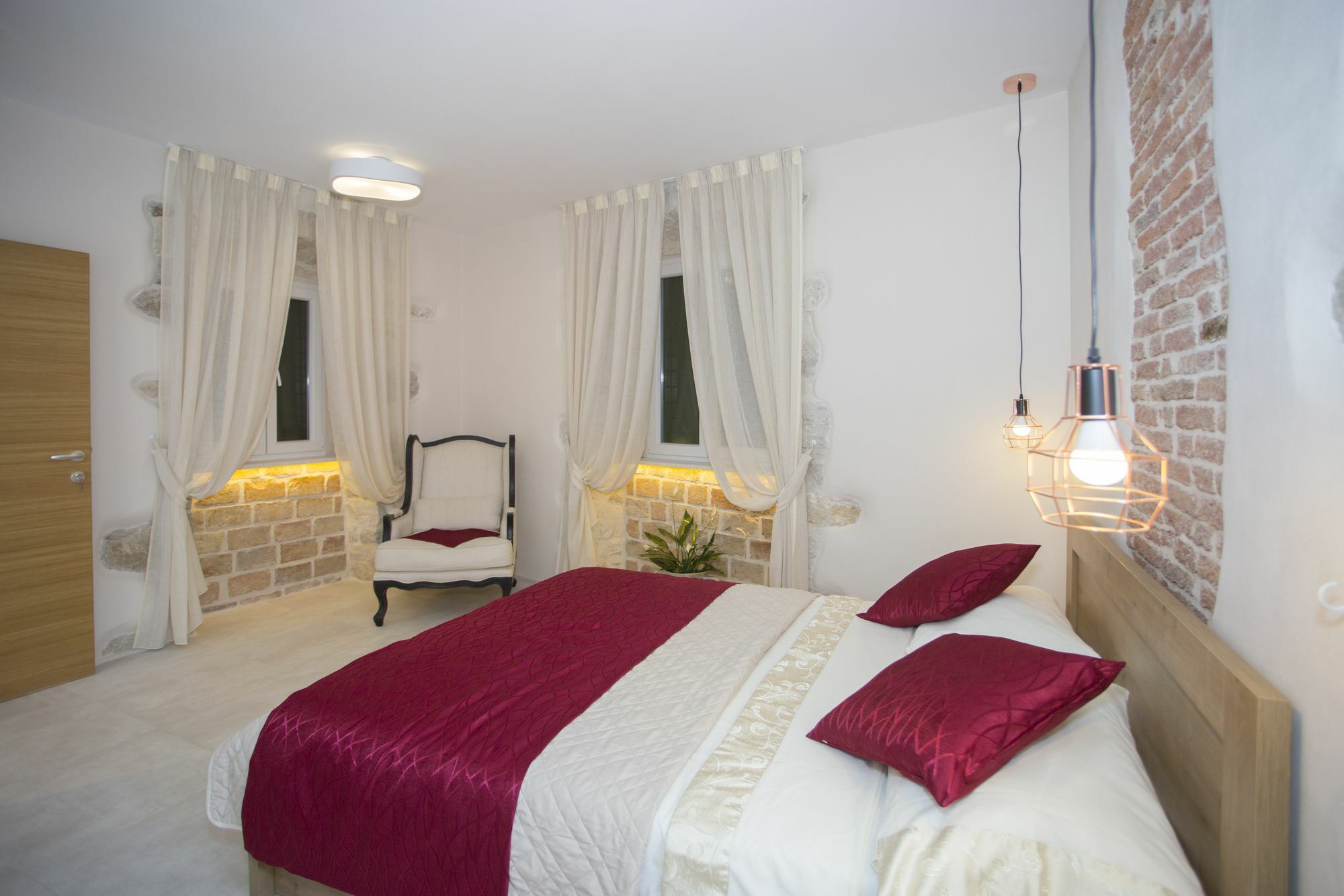 Situs Residence สปลิท ภายนอก รูปภาพ